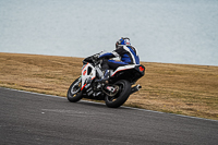 anglesey-no-limits-trackday;anglesey-photographs;anglesey-trackday-photographs;enduro-digital-images;event-digital-images;eventdigitalimages;no-limits-trackdays;peter-wileman-photography;racing-digital-images;trac-mon;trackday-digital-images;trackday-photos;ty-croes